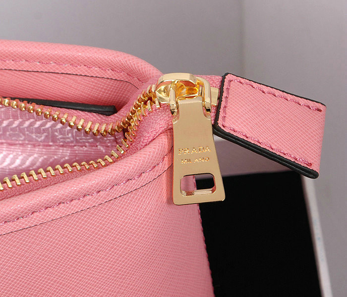 2014 Prada saffiano calfskin leather shoulder bag BN2432 pink - Click Image to Close